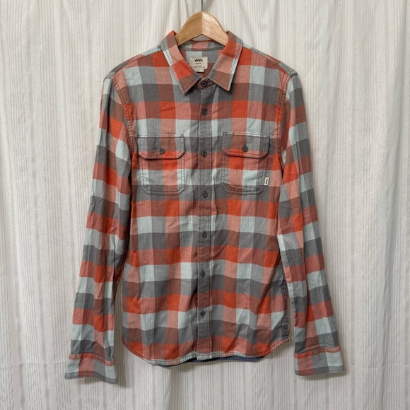 Vans Other - VANS👟 Orange & gray plaid button up flannel